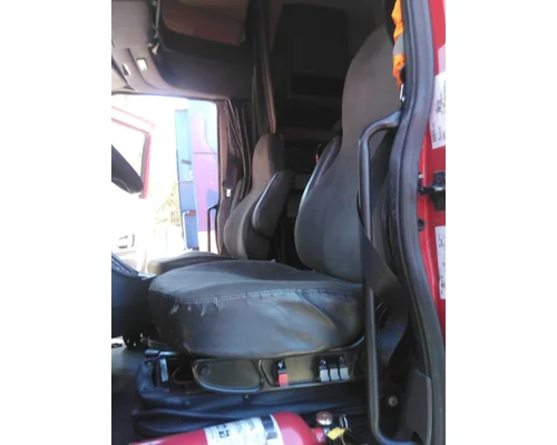 INTERNATIONAL PROSTAR 122 SEAT, FRONT