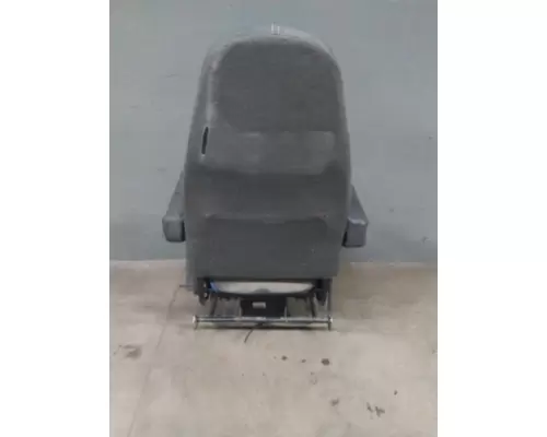 INTERNATIONAL PROSTAR 122 SEAT, FRONT