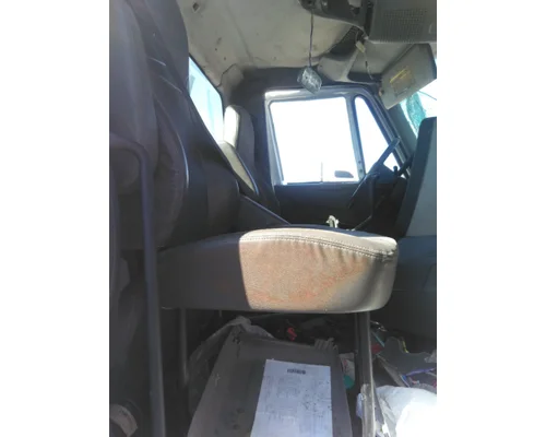 INTERNATIONAL PROSTAR 122 SEAT, FRONT