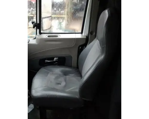 INTERNATIONAL PROSTAR 122 SEAT, FRONT
