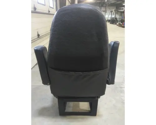 INTERNATIONAL PROSTAR 122 SEAT, FRONT