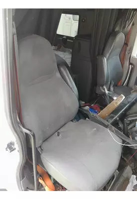 INTERNATIONAL PROSTAR 122 SEAT, FRONT