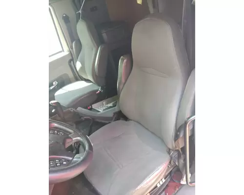 INTERNATIONAL PROSTAR 122 SEAT, FRONT