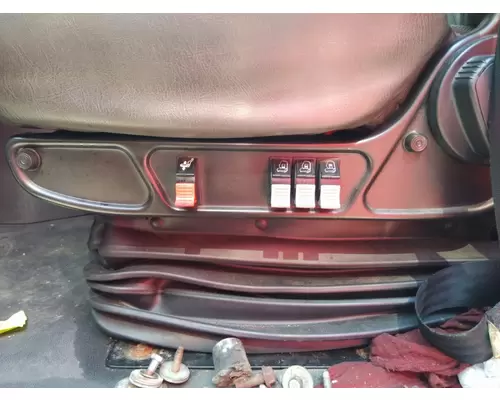 INTERNATIONAL PROSTAR 122 SEAT, FRONT