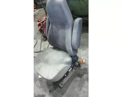 INTERNATIONAL PROSTAR 122 SEAT, FRONT