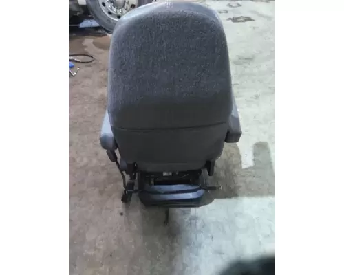 INTERNATIONAL PROSTAR 122 SEAT, FRONT