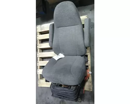 INTERNATIONAL PROSTAR 122 SEAT, FRONT