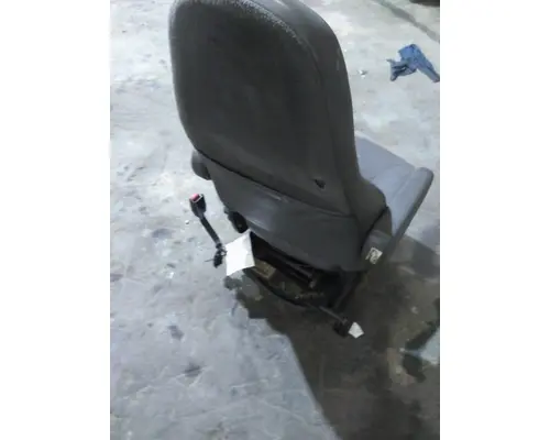 INTERNATIONAL PROSTAR 122 SEAT, FRONT