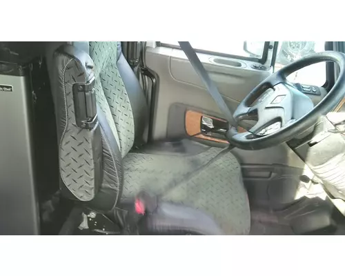 INTERNATIONAL PROSTAR 122 SEAT, FRONT