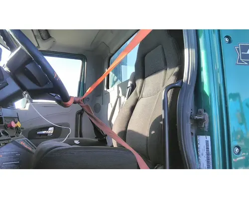 INTERNATIONAL PROSTAR 122 SEAT, FRONT