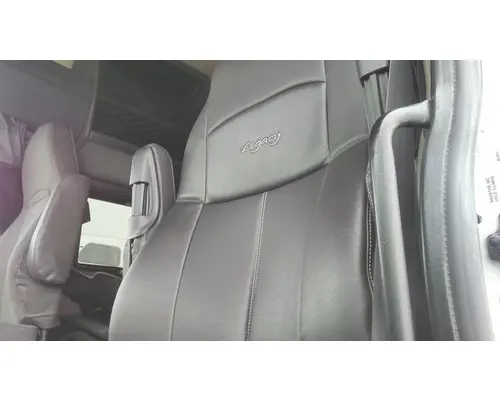 INTERNATIONAL PROSTAR 122 SEAT, FRONT