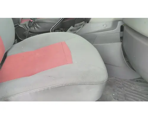 INTERNATIONAL PROSTAR 122 SEAT, FRONT