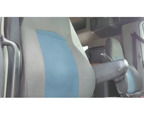 INTERNATIONAL PROSTAR 122 SEAT, FRONT