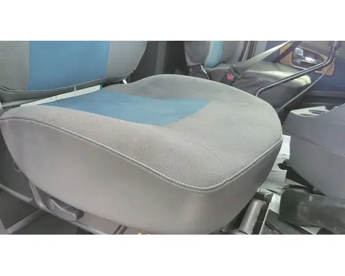 INTERNATIONAL PROSTAR 122 SEAT, FRONT