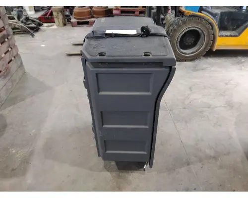 INTERNATIONAL PROSTAR 122 SLEEPER CLOSET
