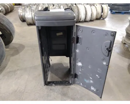 INTERNATIONAL PROSTAR 122 SLEEPER CLOSET
