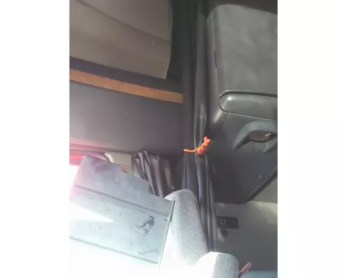 INTERNATIONAL PROSTAR 122 SLEEPER CURTAIN