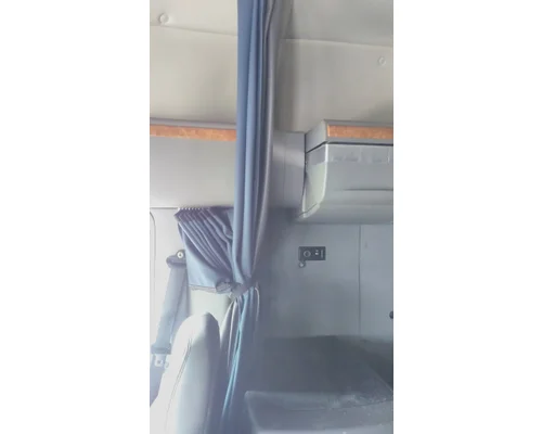 INTERNATIONAL PROSTAR 122 SLEEPER CURTAIN