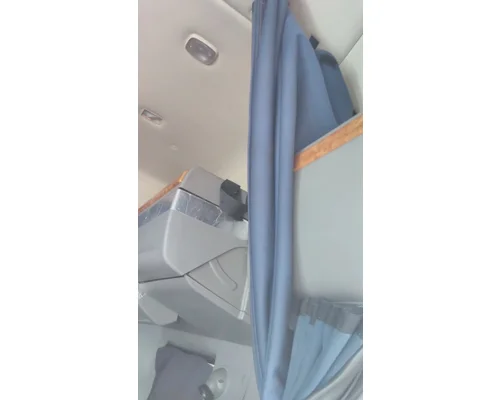 INTERNATIONAL PROSTAR 122 SLEEPER CURTAIN
