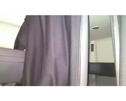 INTERNATIONAL PROSTAR 122 SLEEPER CURTAIN