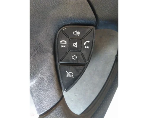 INTERNATIONAL PROSTAR 122 STEERING WHEEL