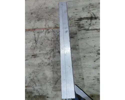 INTERNATIONAL PROSTAR 122 TANK STEP