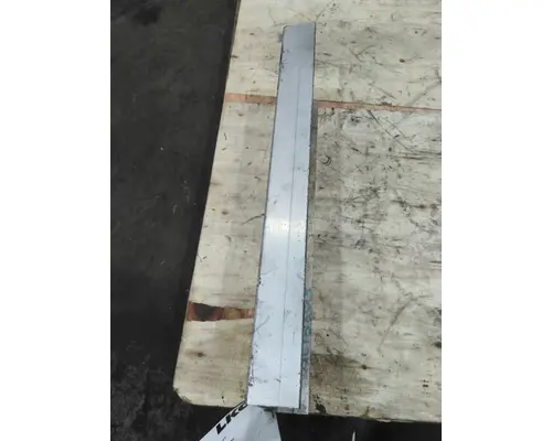 INTERNATIONAL PROSTAR 122 TANK STEP
