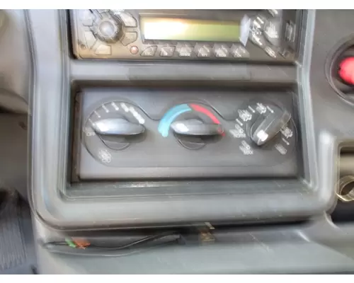 INTERNATIONAL PROSTAR 122 TEMPERATURE CONTROL
