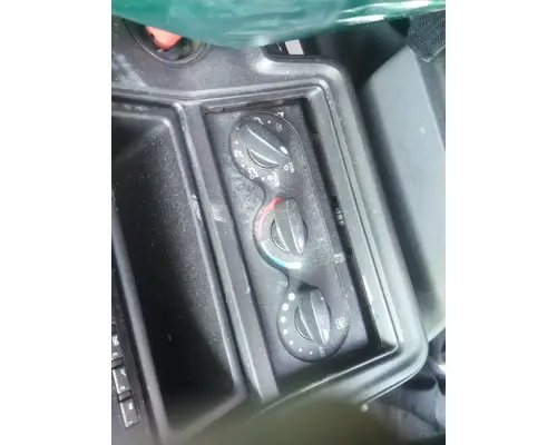 INTERNATIONAL PROSTAR 122 TEMPERATURE CONTROL