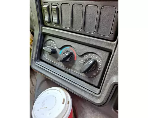 INTERNATIONAL PROSTAR 122 TEMPERATURE CONTROL