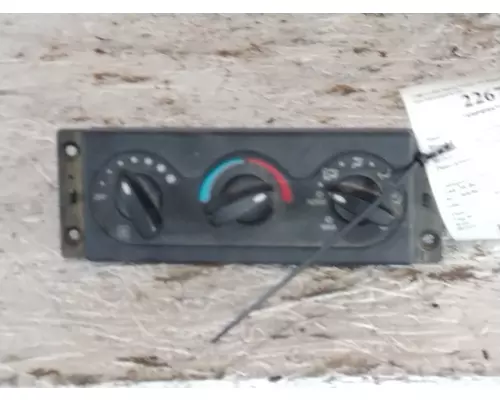 INTERNATIONAL PROSTAR 122 TEMPERATURE CONTROL