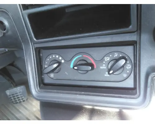 INTERNATIONAL PROSTAR 122 TEMPERATURE CONTROL