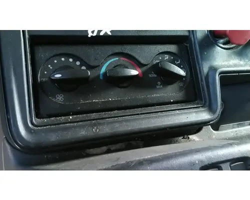 INTERNATIONAL PROSTAR 122 TEMPERATURE CONTROL
