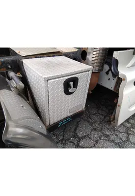 INTERNATIONAL PROSTAR 122 TOOL BOX