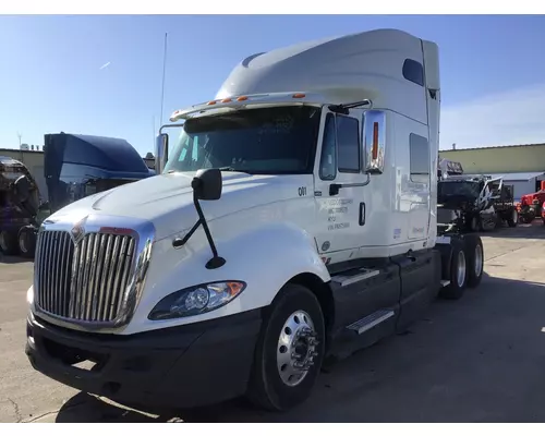 INTERNATIONAL PROSTAR 122 WHOLE TRUCK FOR EXPORT