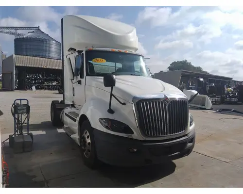 INTERNATIONAL PROSTAR 122 WHOLE TRUCK FOR RESALE