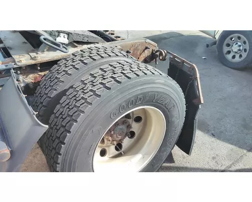 INTERNATIONAL PROSTAR 122 WHOLE TRUCK FOR RESALE