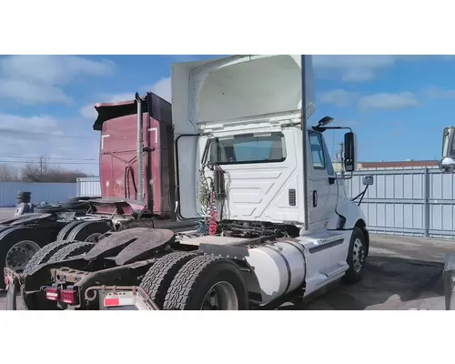 INTERNATIONAL PROSTAR 122 WHOLE TRUCK FOR RESALE