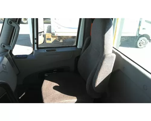 INTERNATIONAL PROSTAR 122 WHOLE TRUCK FOR RESALE