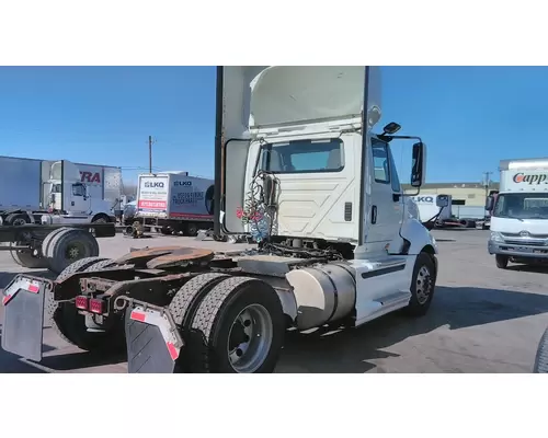 INTERNATIONAL PROSTAR 122 WHOLE TRUCK FOR RESALE