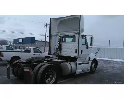 INTERNATIONAL PROSTAR 122 WHOLE TRUCK FOR RESALE