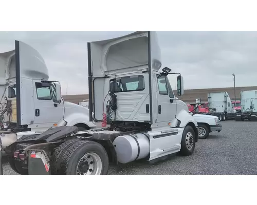INTERNATIONAL PROSTAR 122 WHOLE TRUCK FOR RESALE