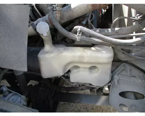 INTERNATIONAL PROSTAR 122 WINDSHIELD WASHER RESERVOIR