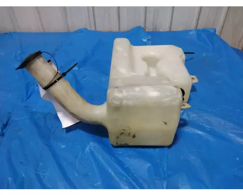 INTERNATIONAL PROSTAR 122 WINDSHIELD WASHER RESERVOIR