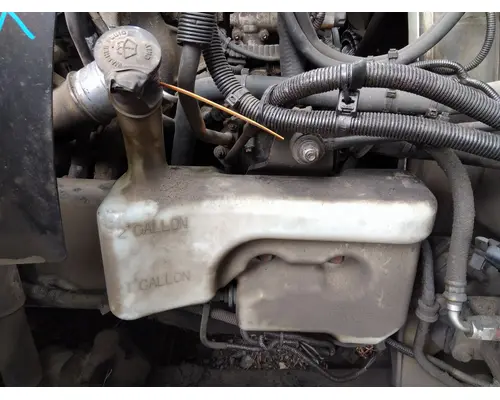 INTERNATIONAL PROSTAR 122 WINDSHIELD WASHER RESERVOIR