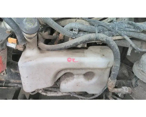 INTERNATIONAL PROSTAR 122 WINDSHIELD WASHER RESERVOIR