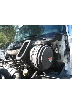 INTERNATIONAL PROSTAR 125 AIR CLEANER
