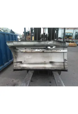 INTERNATIONAL PROSTAR 125 CAB SKIRT/SIDE FAIRING