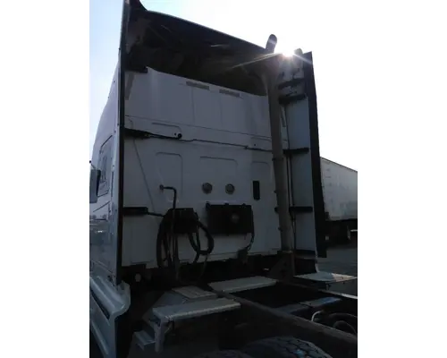 INTERNATIONAL PROSTAR 125 CAB