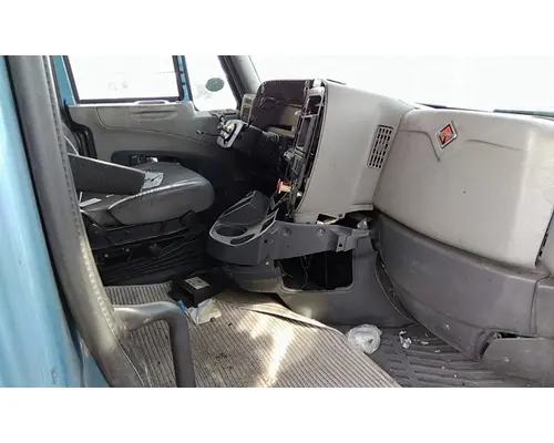 INTERNATIONAL PROSTAR 125 CAB